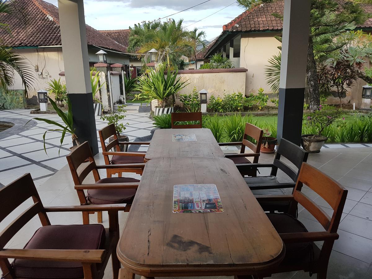 Trophy Hotel Sumbawa Besar Eksteriør billede